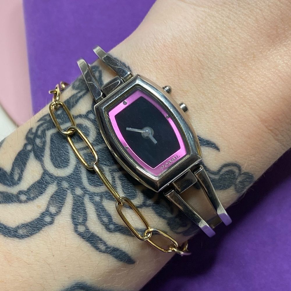 💛 Fossil Pink & Silver Bic Tic Digital Cat Analog Watch